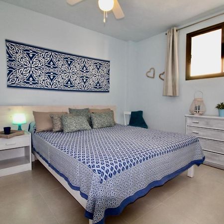 Agradable Apartamento Con Terraza En Formentera Es Pujols Extérieur photo