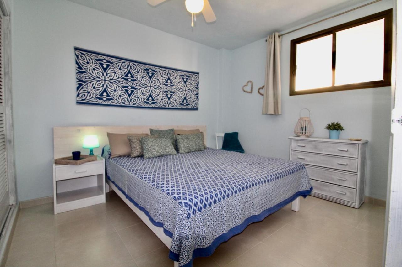 Agradable Apartamento Con Terraza En Formentera Es Pujols Extérieur photo